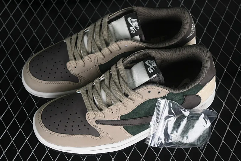 All Categories Air Jordan Jordan Series Basketball Shoes Air Jordan 1 Low Travis Scott x Air Jordan 1 Low OG AJ1 Joe 1 Reversed Overhook Joint Style Casual Sports Basketball Shoes DM7866-817
